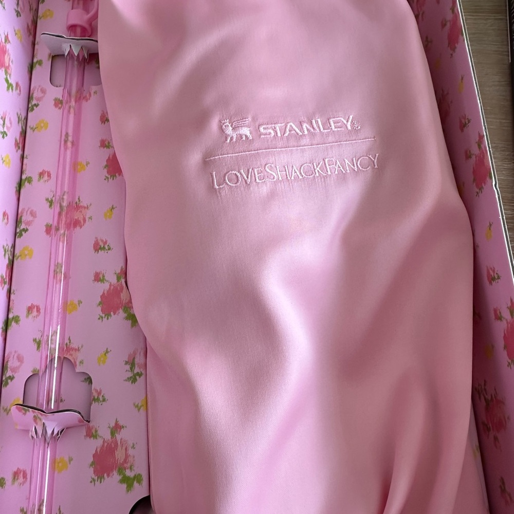 LoveShackFancy Limited Edition Stanley Ibiza Sunset Tumbler - Pink. New in Box - Picture 9 of 10